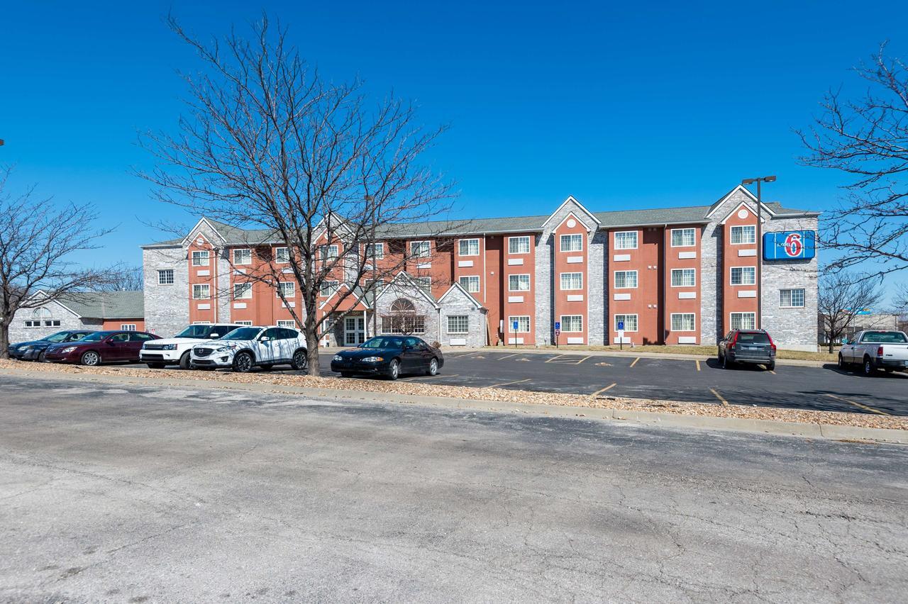 Motel 6-Olathe, Ks エクステリア 写真