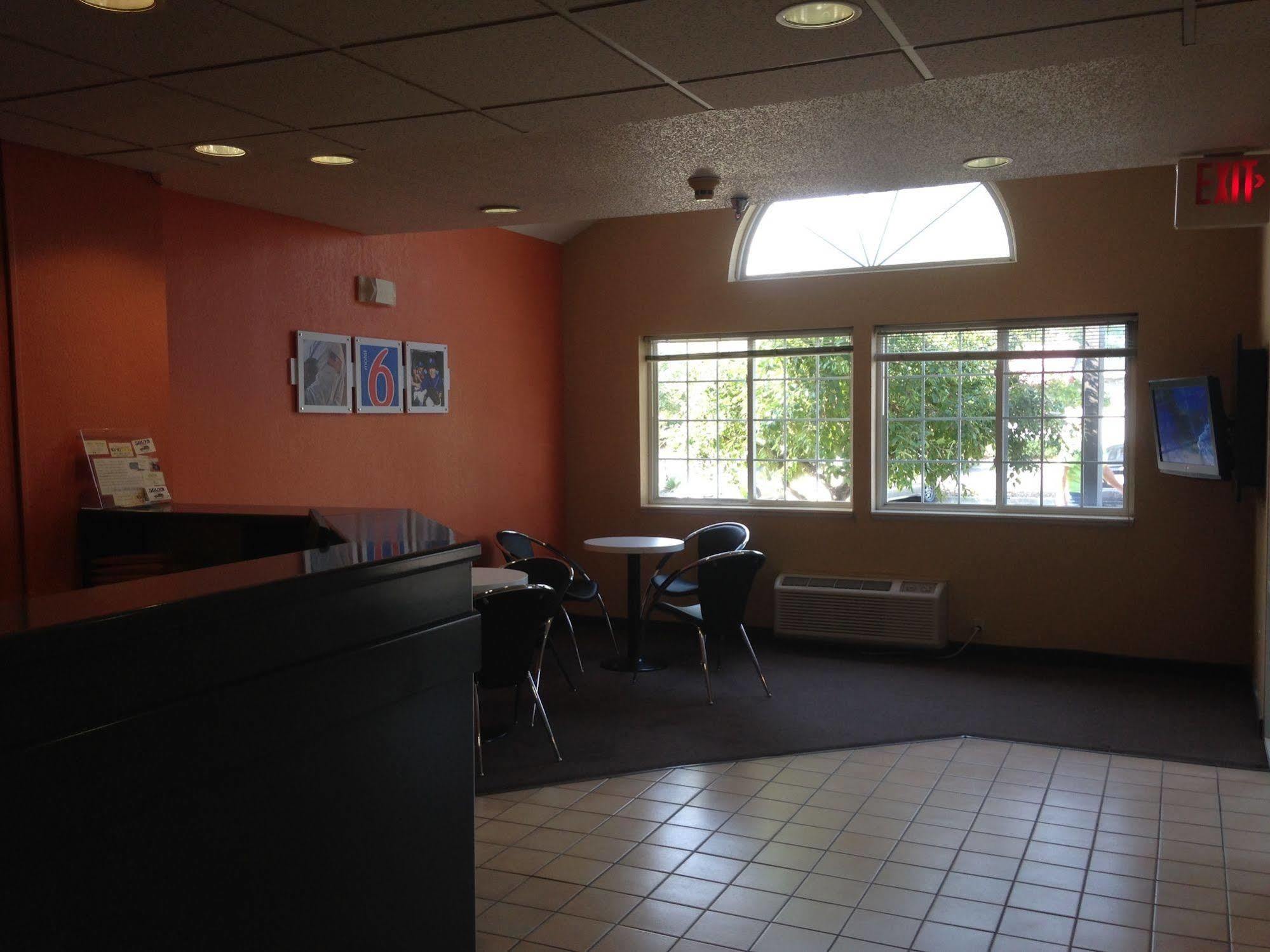 Motel 6-Olathe, Ks エクステリア 写真