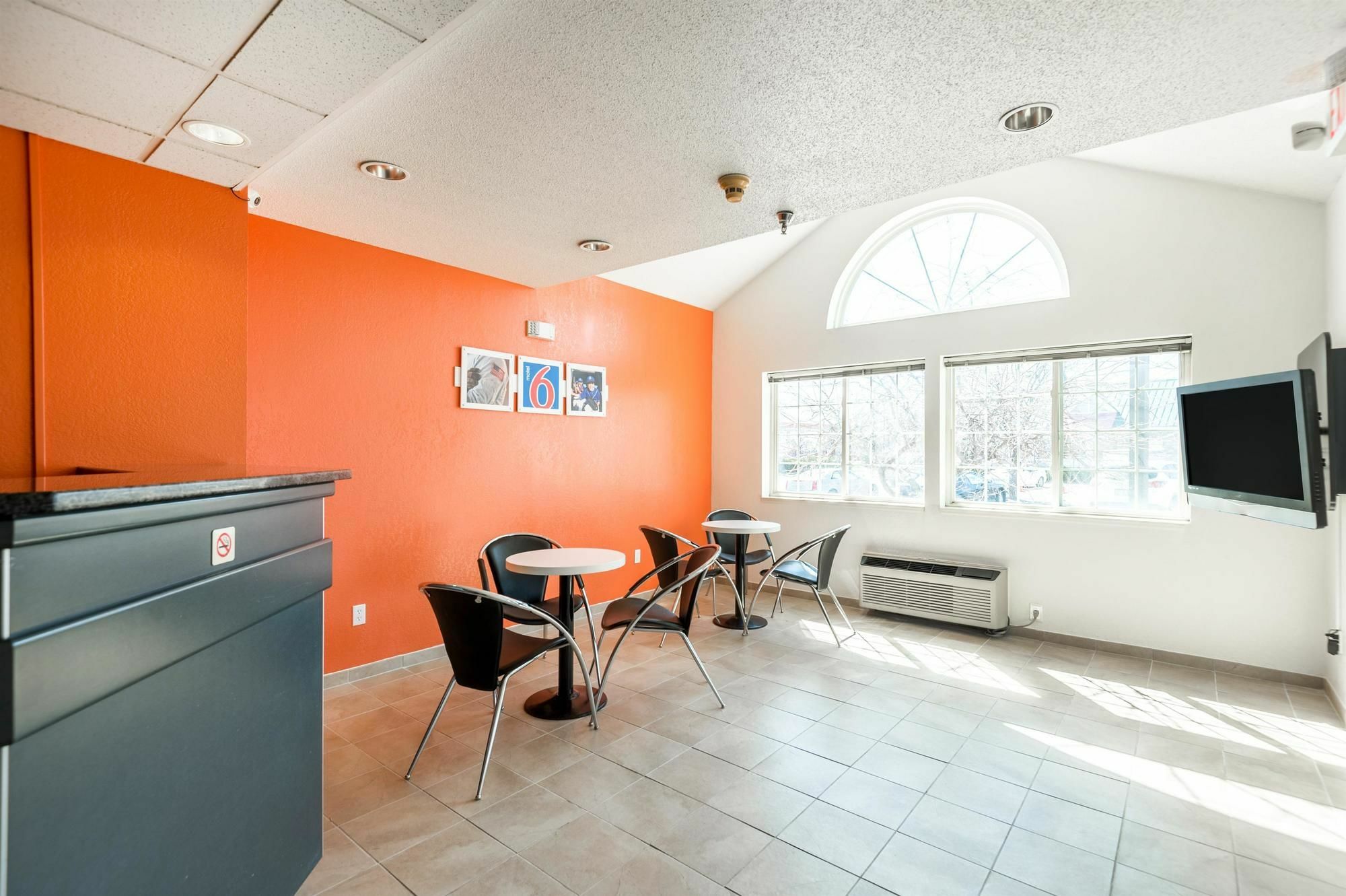 Motel 6-Olathe, Ks エクステリア 写真